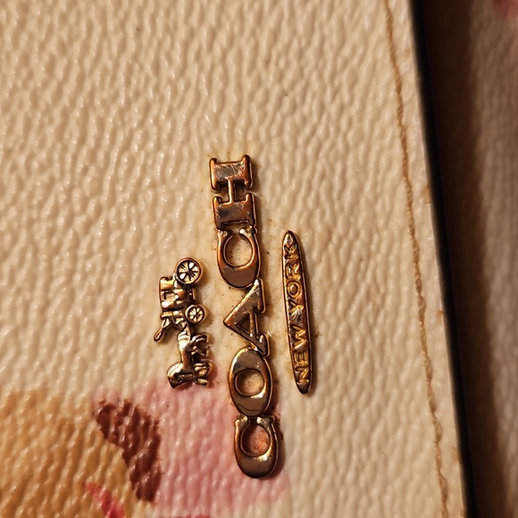 Coach Floral Cream Wallet - Picture 8 of 8